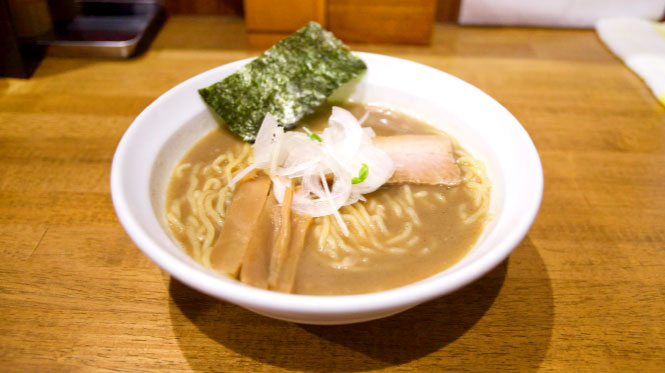 根強いファンを持つ、館山の人気ラーメン店　ラーメンサンガ